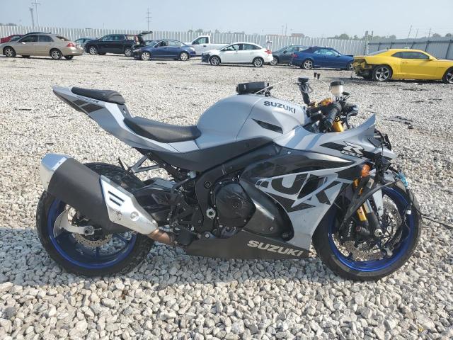 SUZUKI GSX-R1000 2022 gray  gas JS1DM11H0N7100088 photo #1