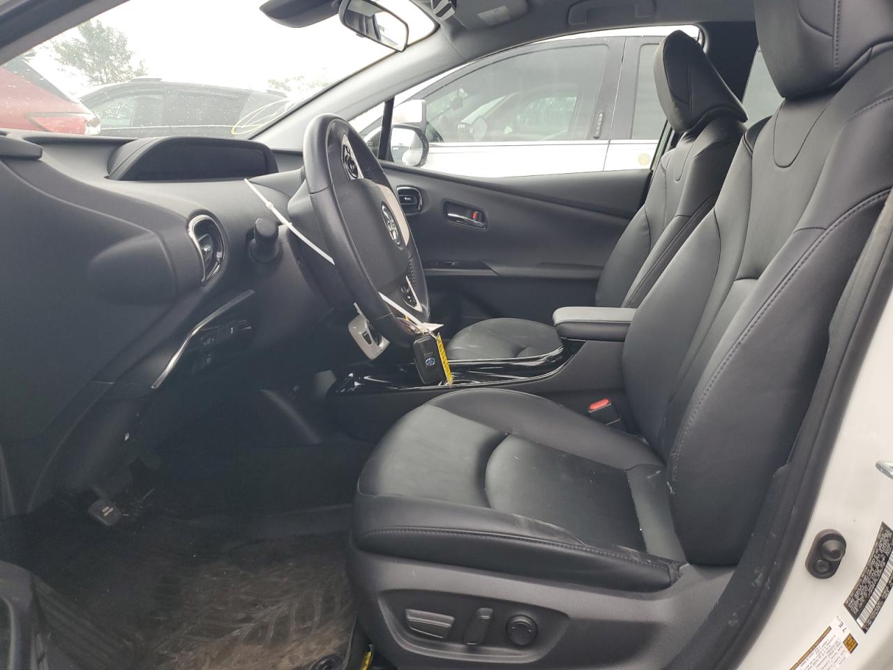 JTDKARFP5J3085738 2018 Toyota Prius Prime