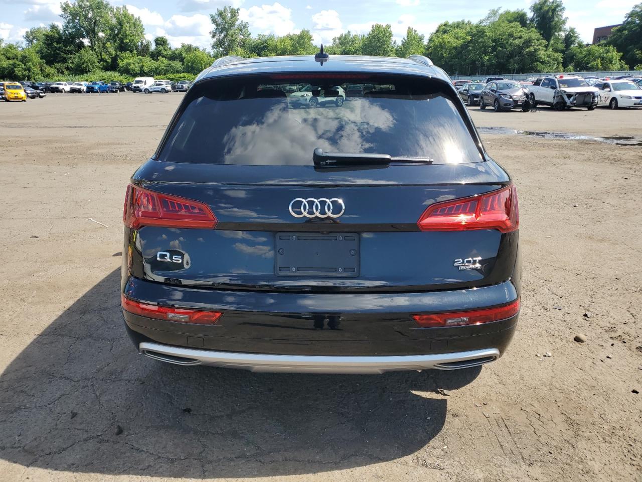 WA1BNAFY9J2215423 2018 Audi Q5 Premium Plus