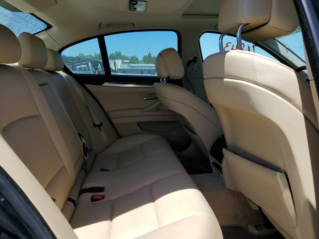 WBAXH5C58CDW10525 2012 BMW 528 Xi