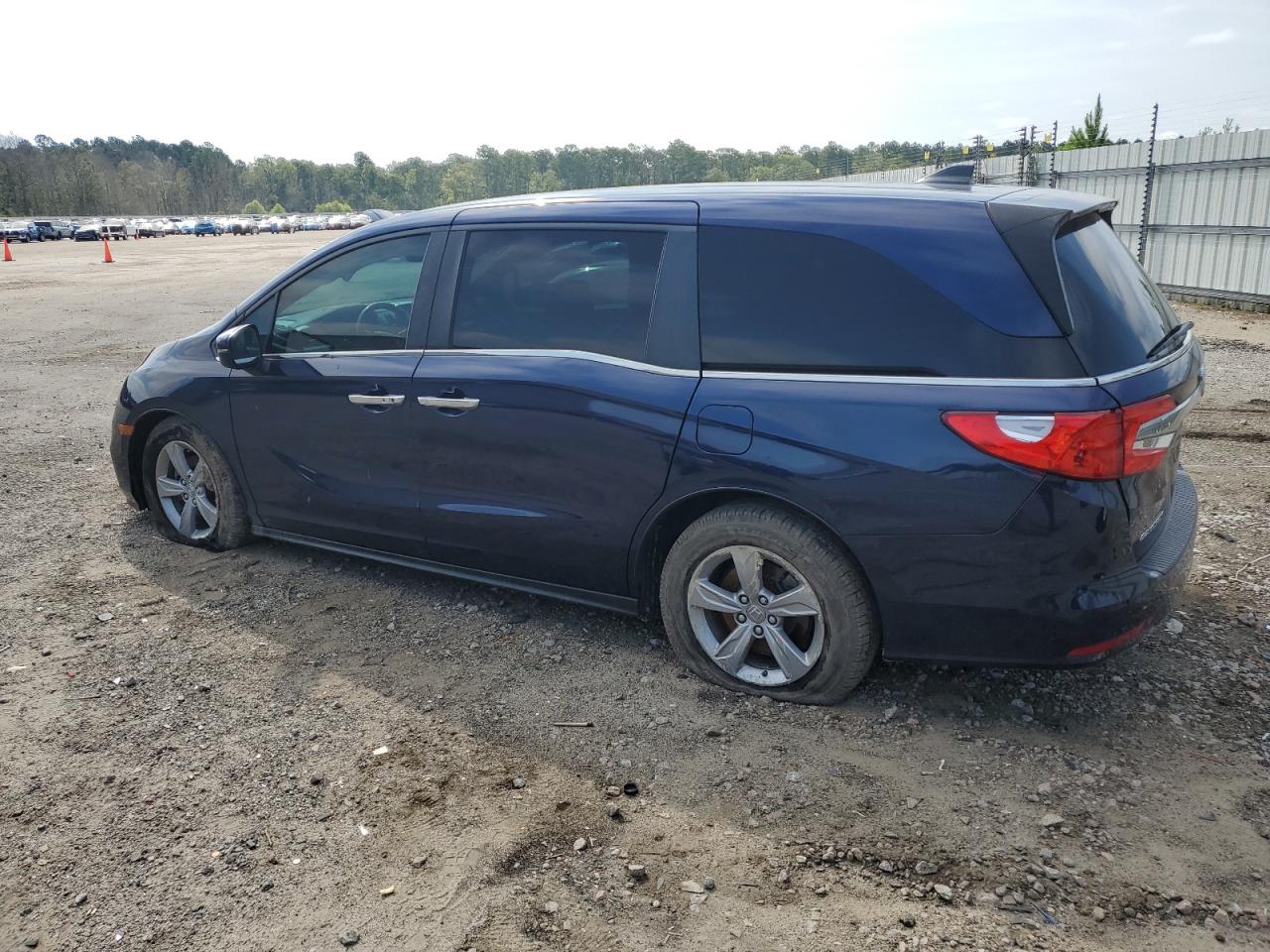 Lot #2936207199 2020 HONDA ODYSSEY EX