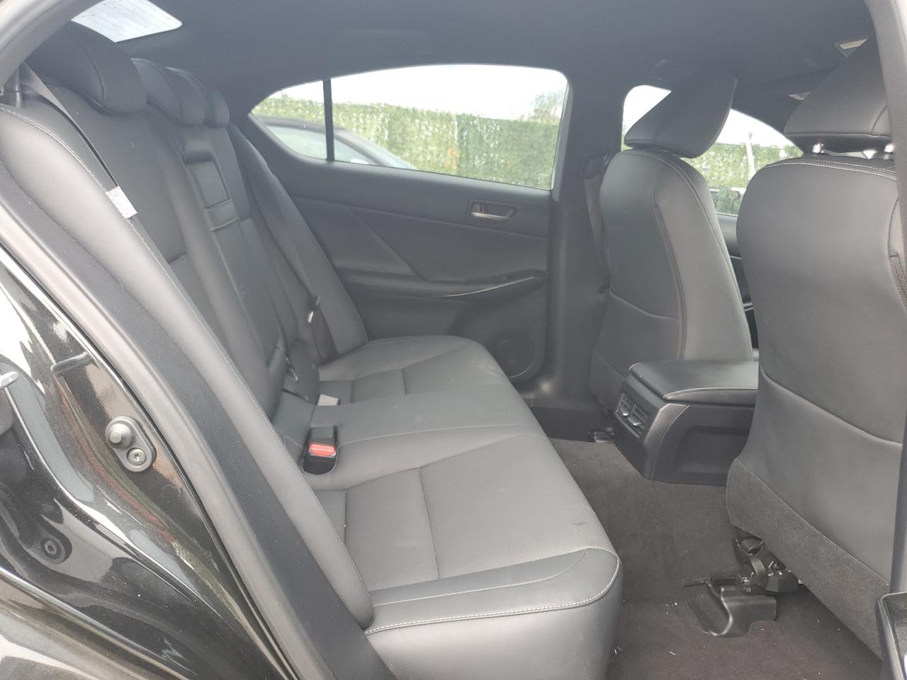 JTHAA1D29M5110295 2021 Lexus Is 300