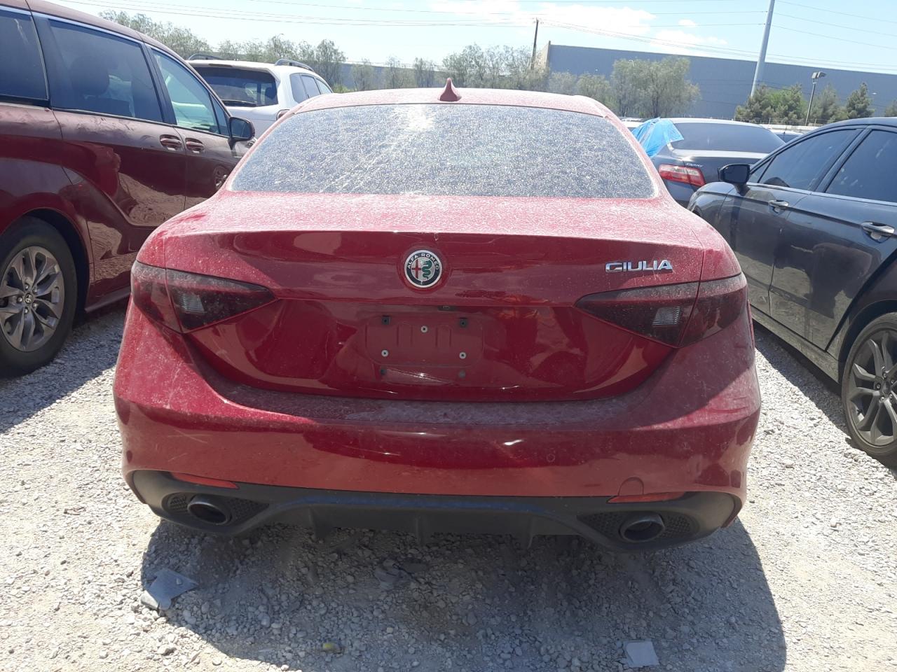 ZARFAECN2H7557092 2017 Alfa Romeo Giulia Ti