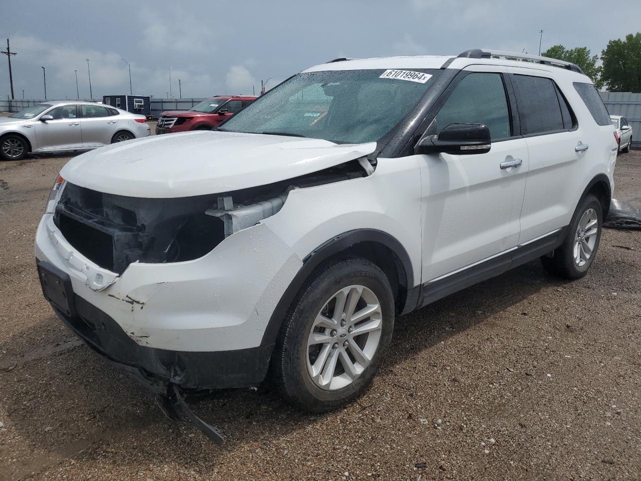  Salvage Ford Explorer