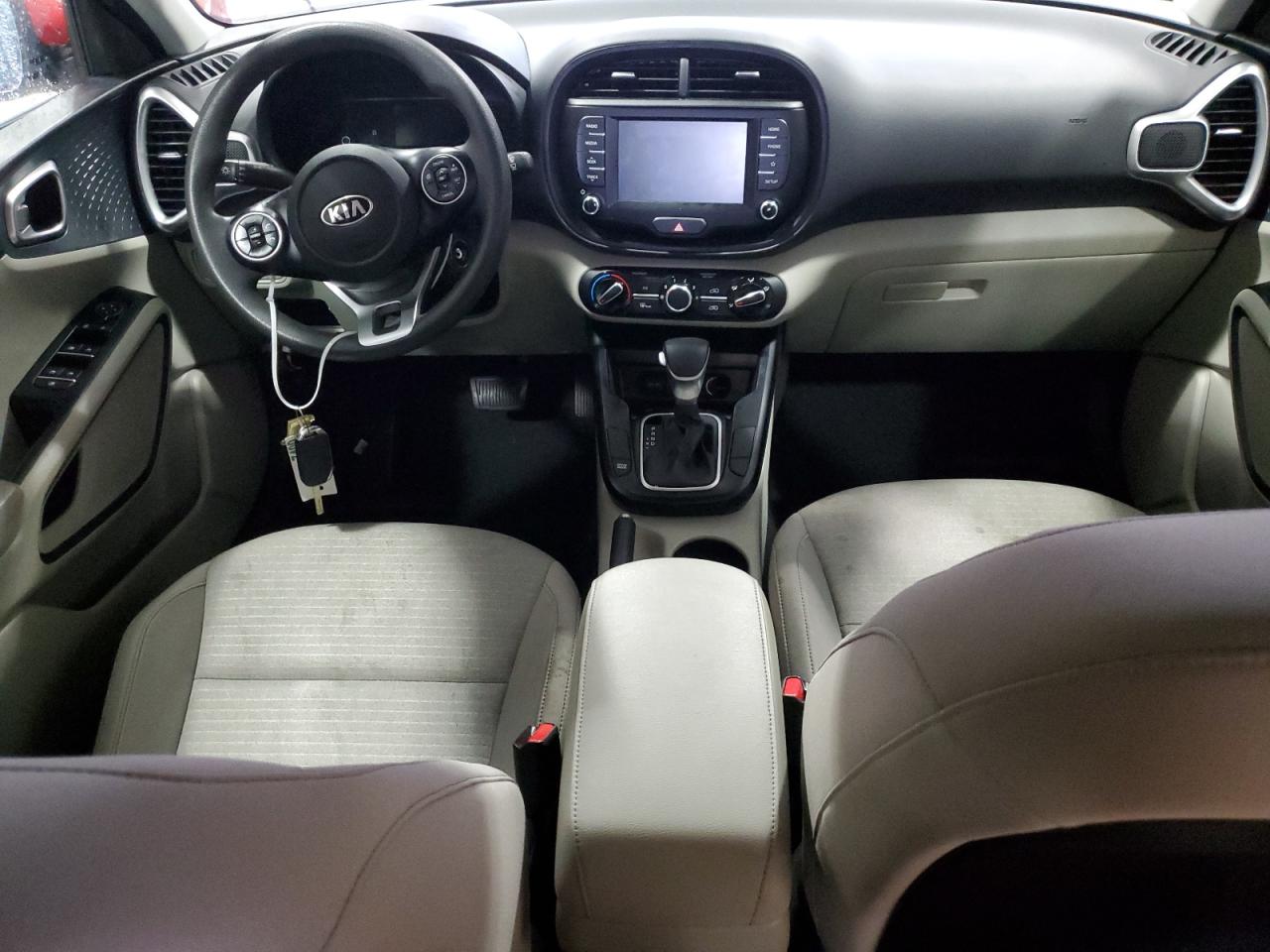 KNDJ23AU8L7729361 2020 Kia Soul Lx