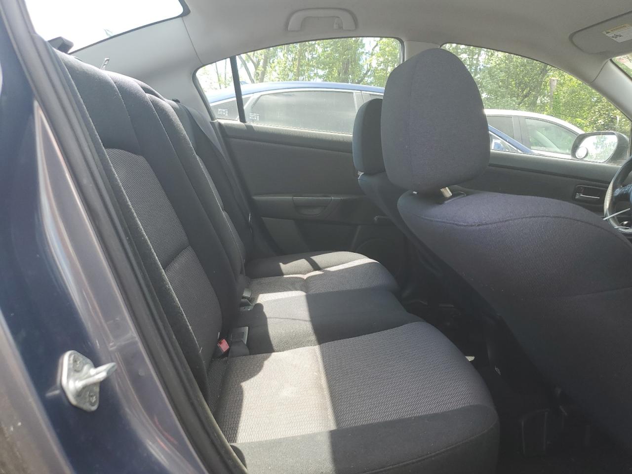 JM1BK12G571713659 2007 Mazda 3 I