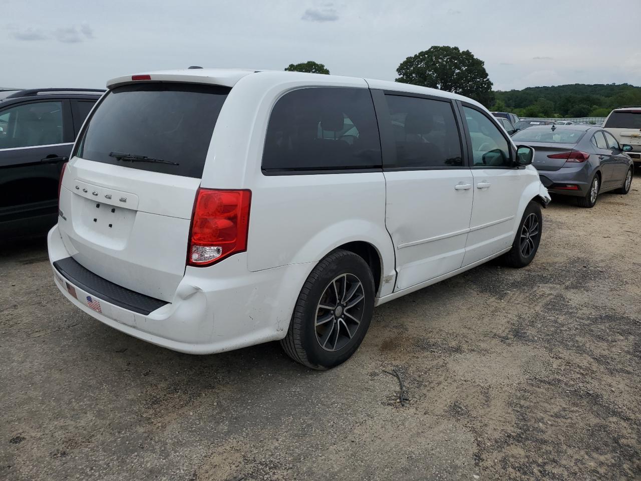 2C4RDGBG3FR705730 2015 Dodge Grand Caravan Se