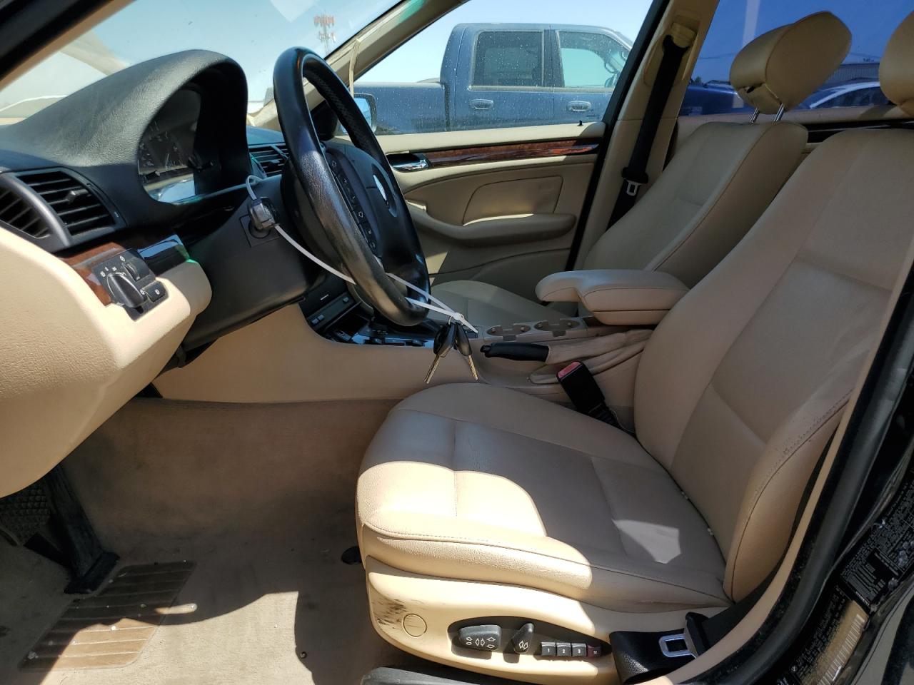 WBAAZ334X4KP89792 2004 BMW 325 Is Sulev