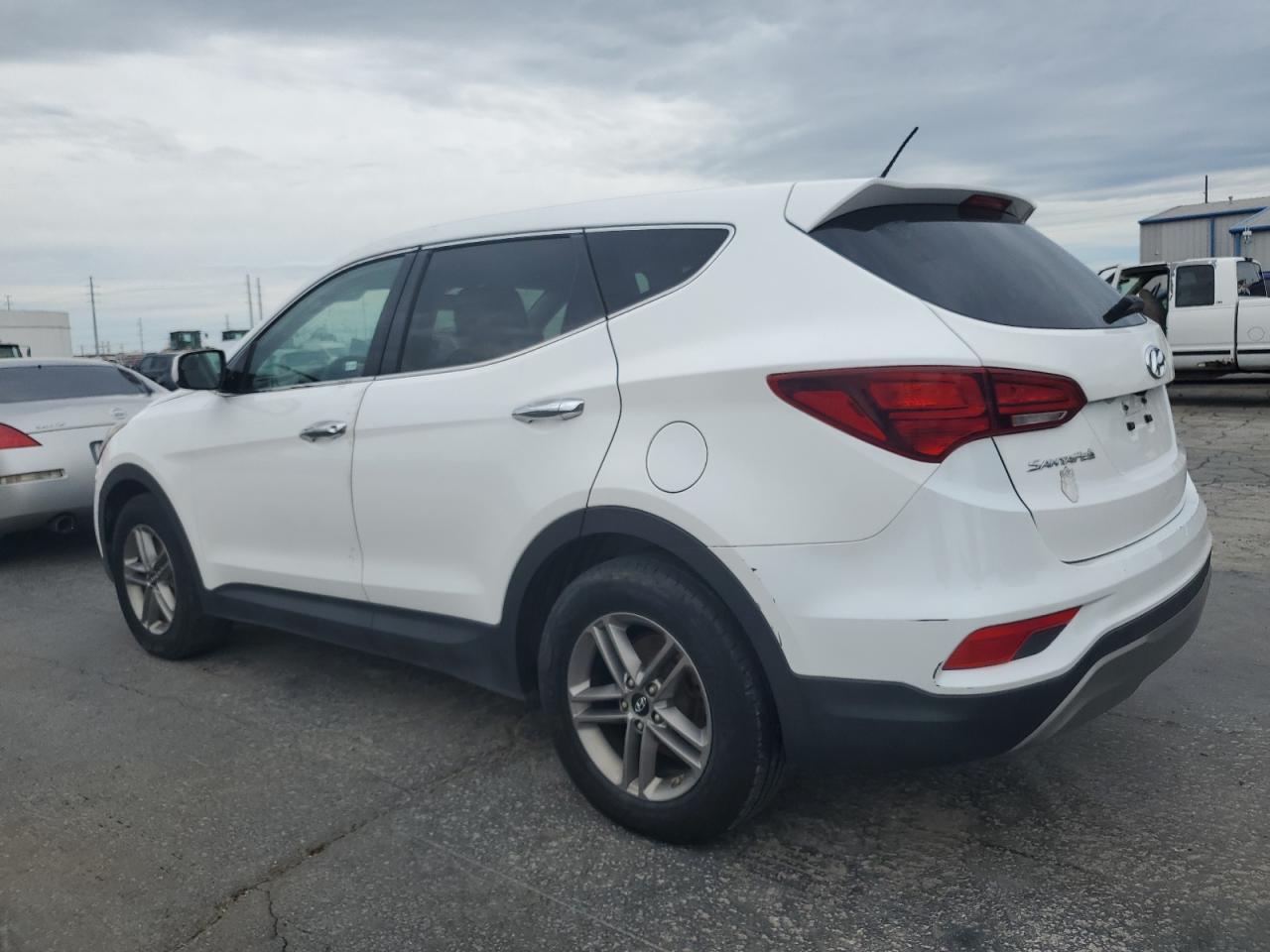 2018 Hyundai Santa Fe Sport vin: 5NMZT3LB4JH081793