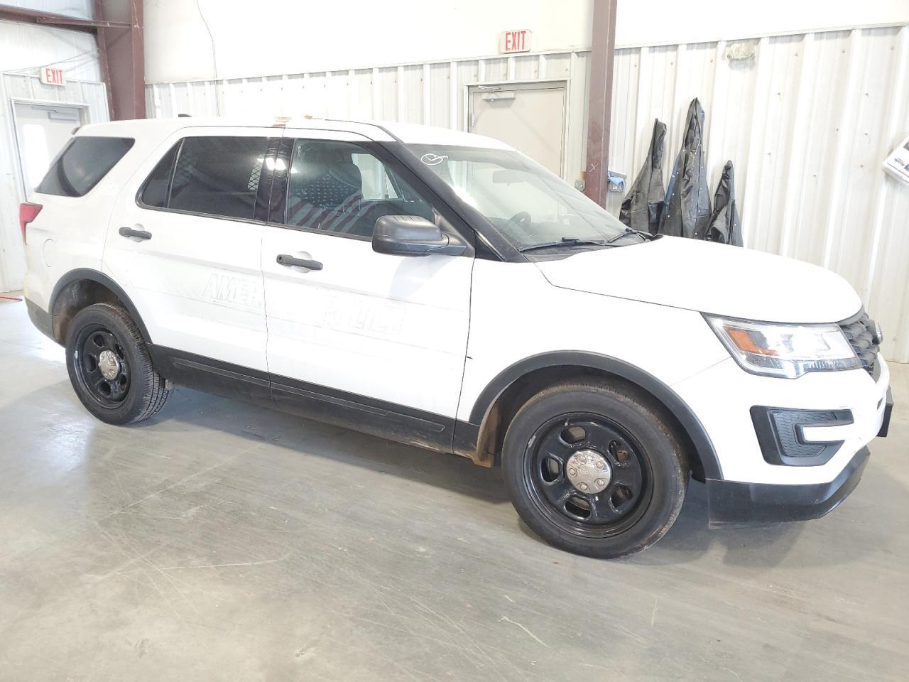 2018 Ford Explorer Police Interceptor vin: 1FM5K8AR4JGB34381