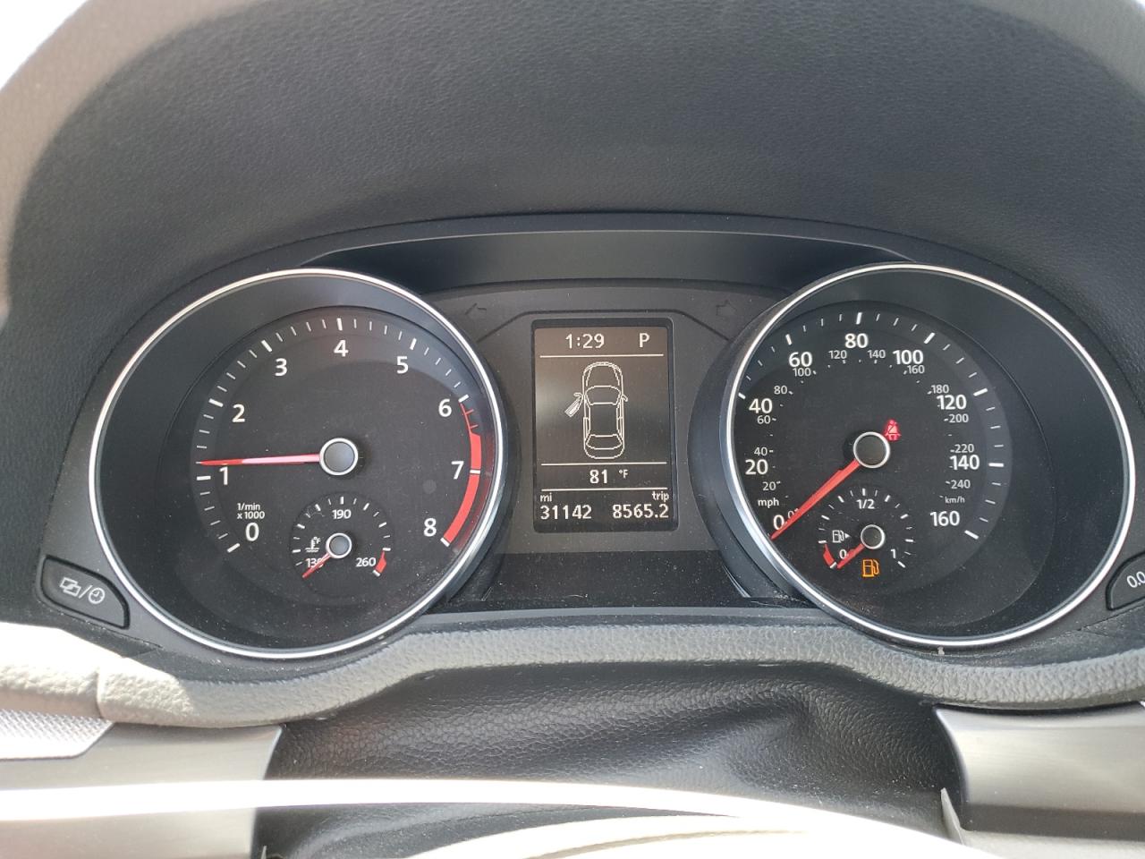 1VWAA7A34JC015715 2018 Volkswagen Passat S