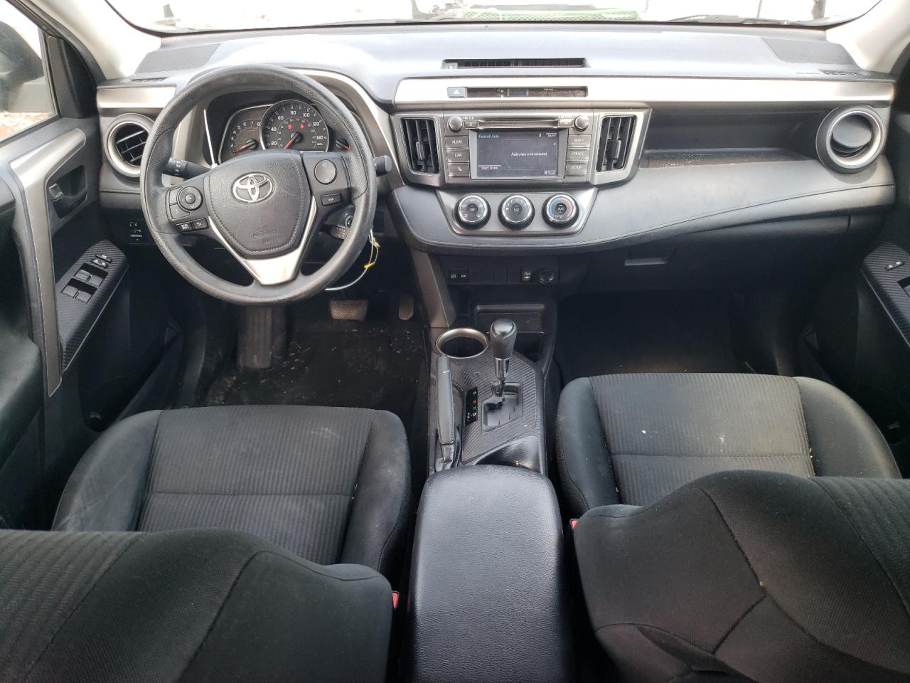 2T3BFREVXFW263763 2015 Toyota Rav4 Le