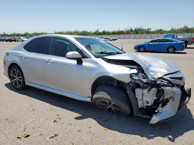 VIN 4T1B11HK0JU644542 2018 Toyota Camry, L no.4