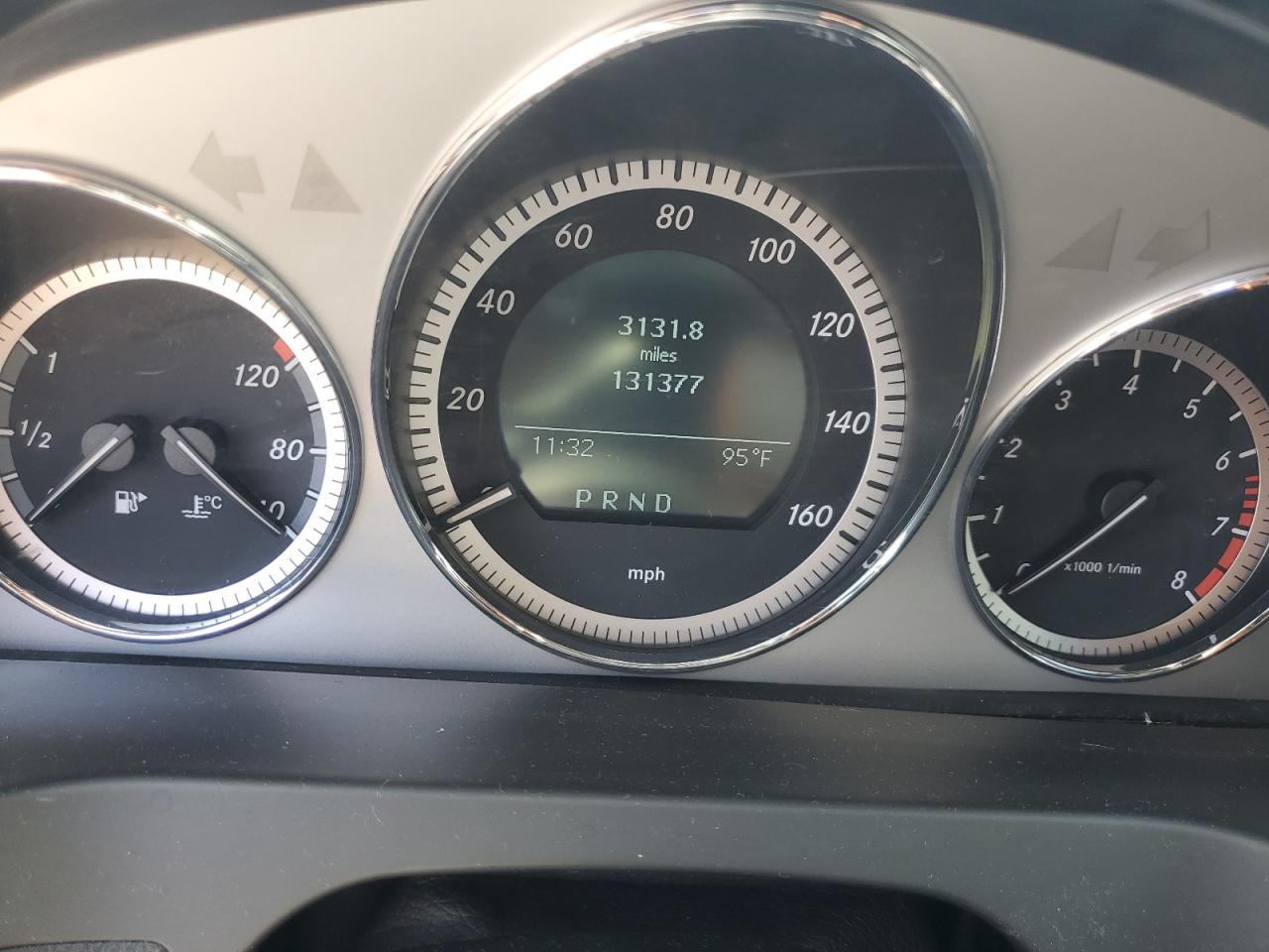 WDDGF5EB8BR140855 2011 Mercedes-Benz C 300