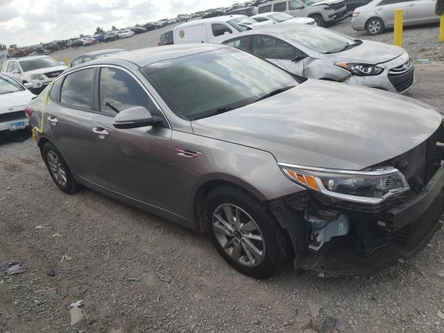 VIN 5XXGT4L31JG227281 2018 KIA Optima, LX no.4