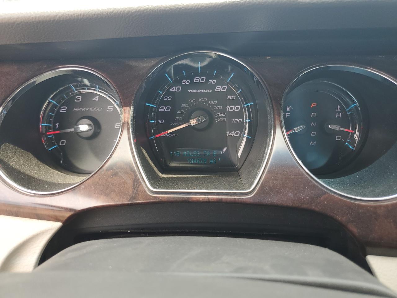 1FAHP2FWXAG166059 2010 Ford Taurus Limited