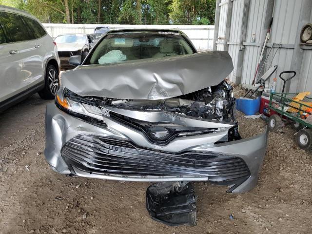 VIN 4T1B11HK8JU038339 2018 Toyota Camry, L no.5