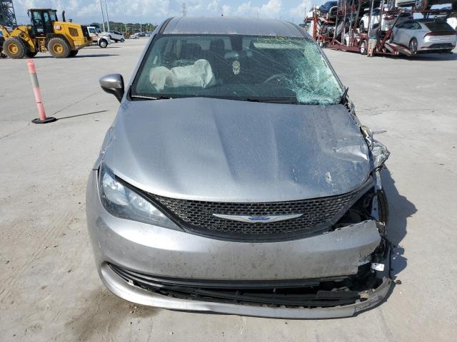 VIN 2C4RC1AG4KR666707 2019 Chrysler Pacifica, L no.5