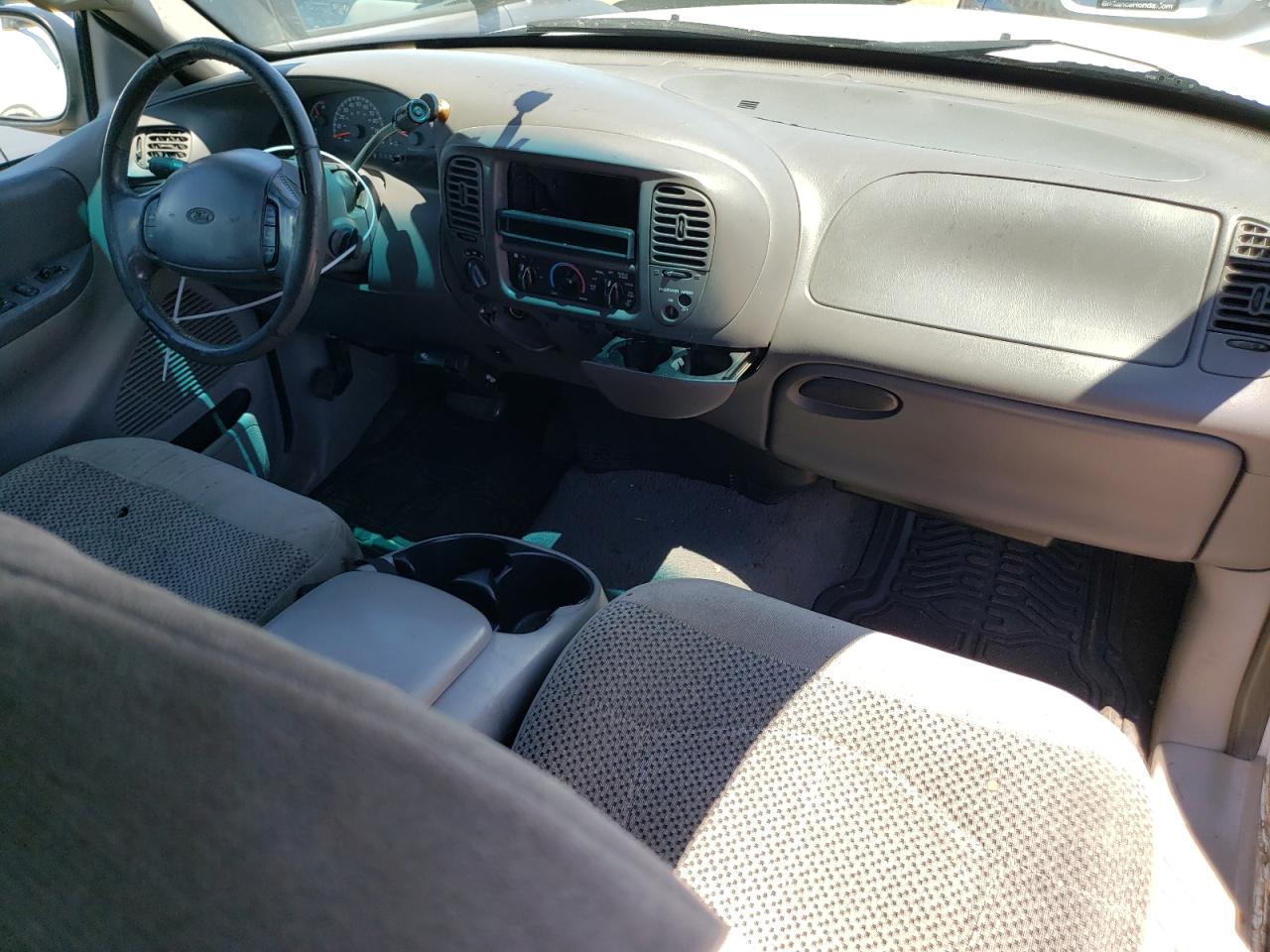 2FTRX18L41CA25064 2001 Ford F150