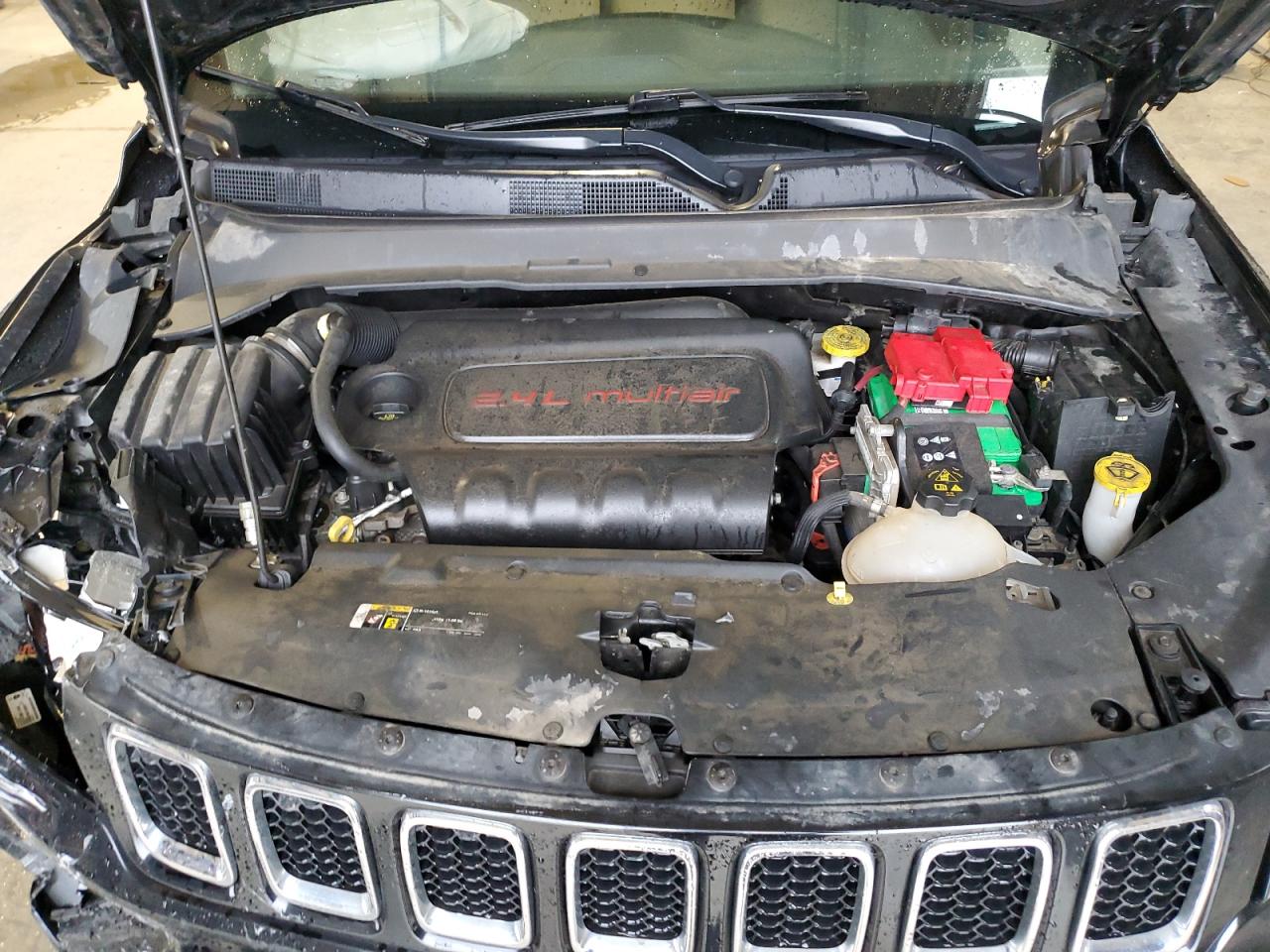 3C4NJDAB1KT848131 2019 Jeep Compass Sport