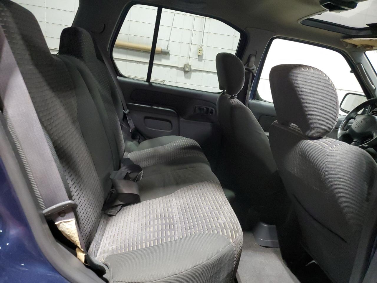 5N1ED28Y7YC568753 2000 Nissan Xterra Xe