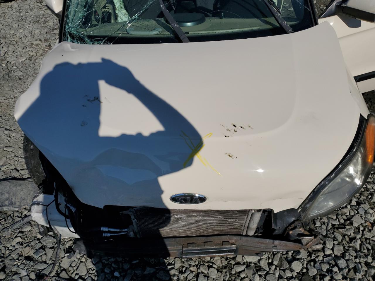 KNDJT2A24B7713372 2011 Kia Soul +