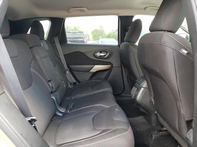 2017 Jeep Cherokee Latitude VIN: 1C4PJMCS3HW621130 Lot: 61093754