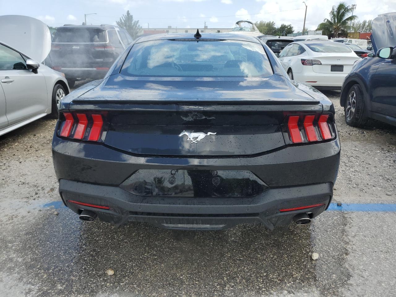 1FA6P8TH2R5126274 2024 Ford Mustang