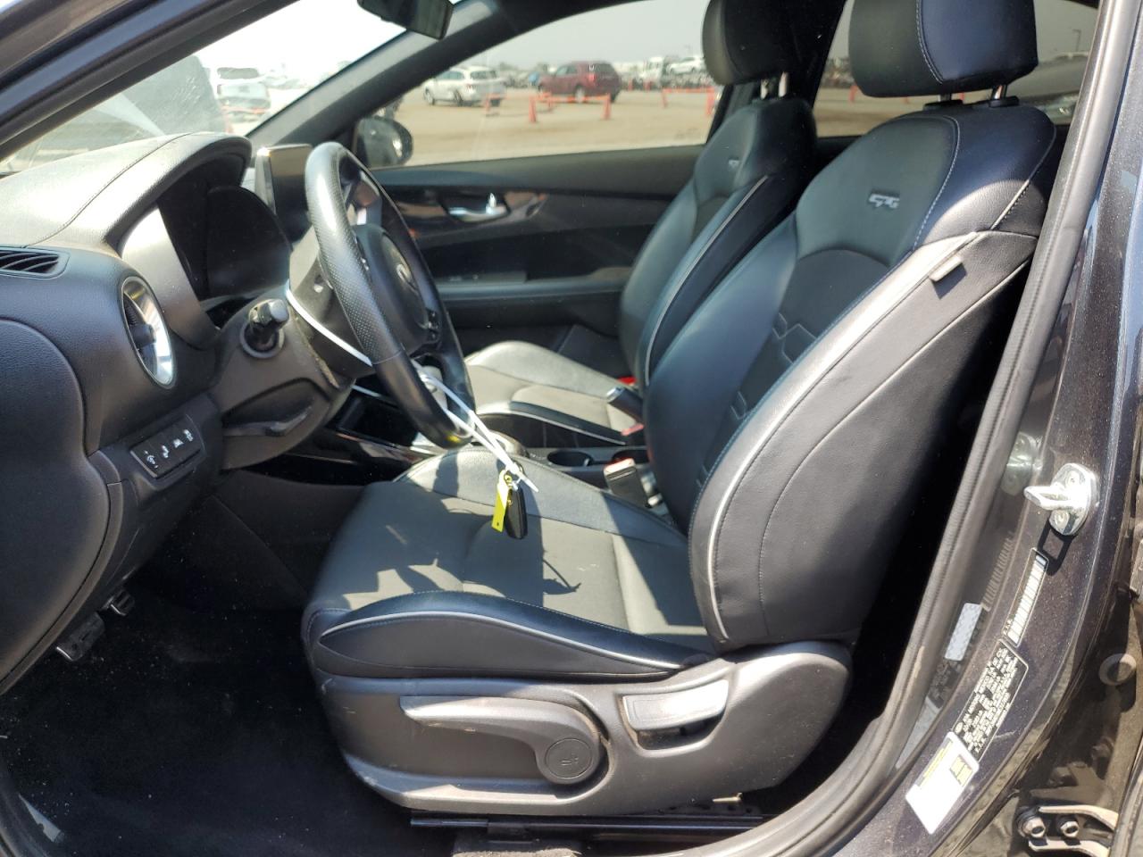 3KPF34AD1ME317809 2021 Kia Forte Gt Line