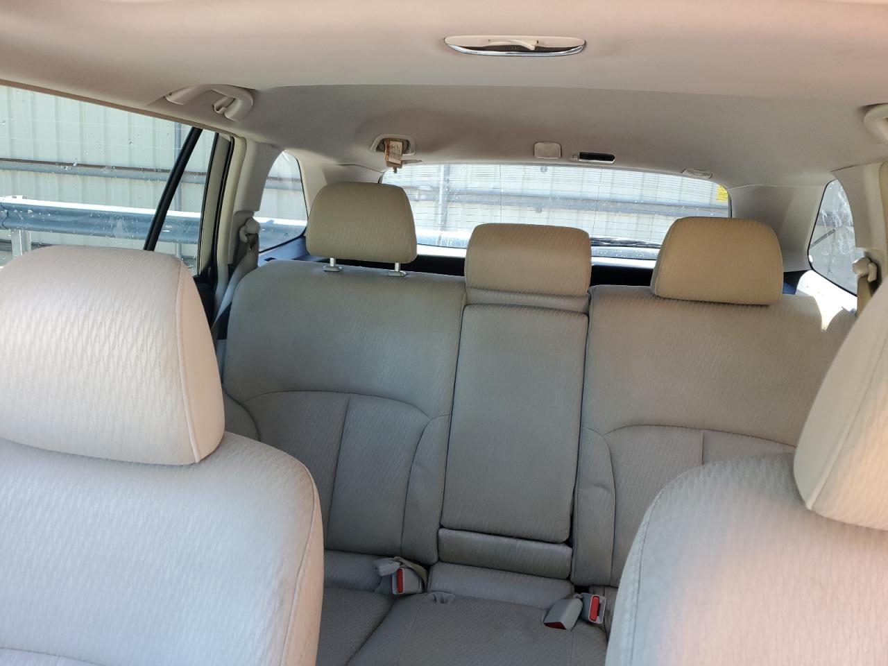 4S4BRCGC3B3431414 2011 Subaru Outback 2.5I Premium