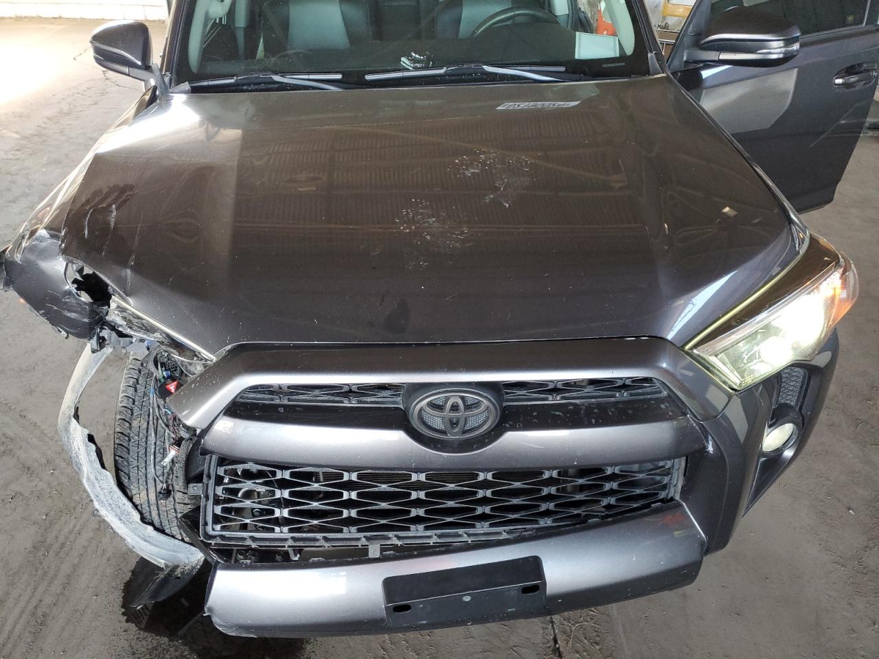 JTEBU5JR9K5727193 2019 Toyota 4Runner Sr5