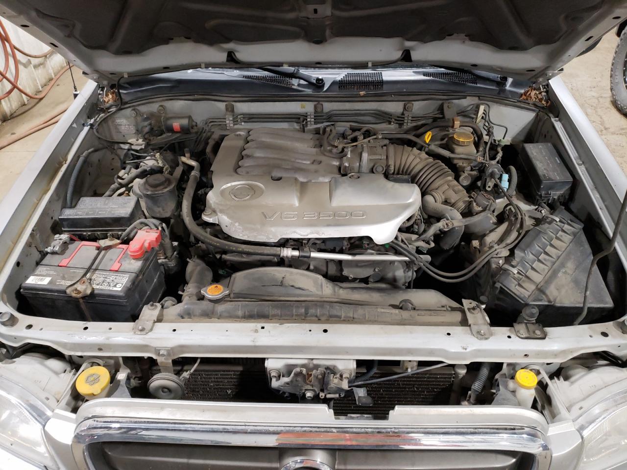 JN8DR09Y63W818323 2003 Nissan Pathfinder Le