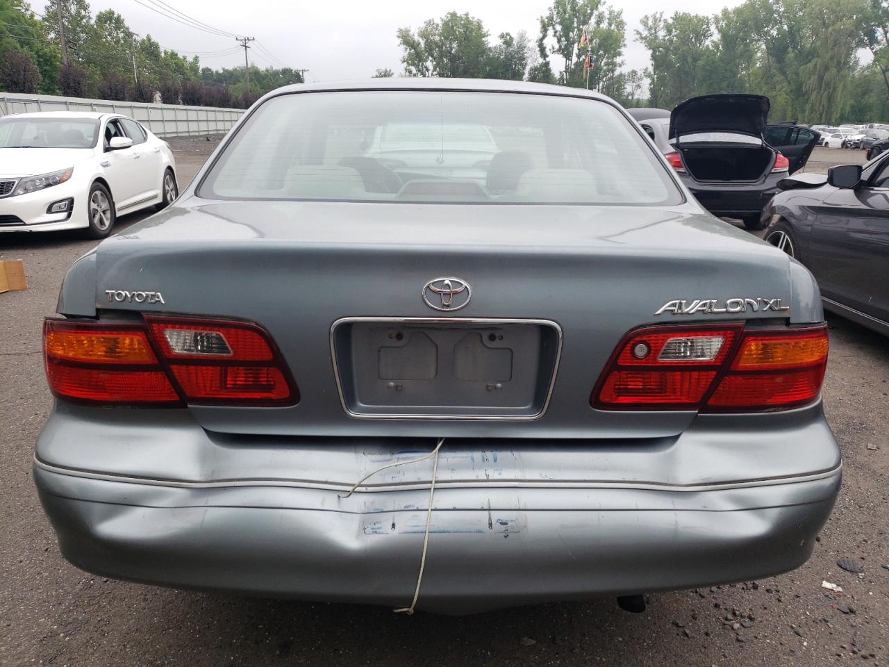 4T1BF18B2WU289351 1998 Toyota Avalon Xl