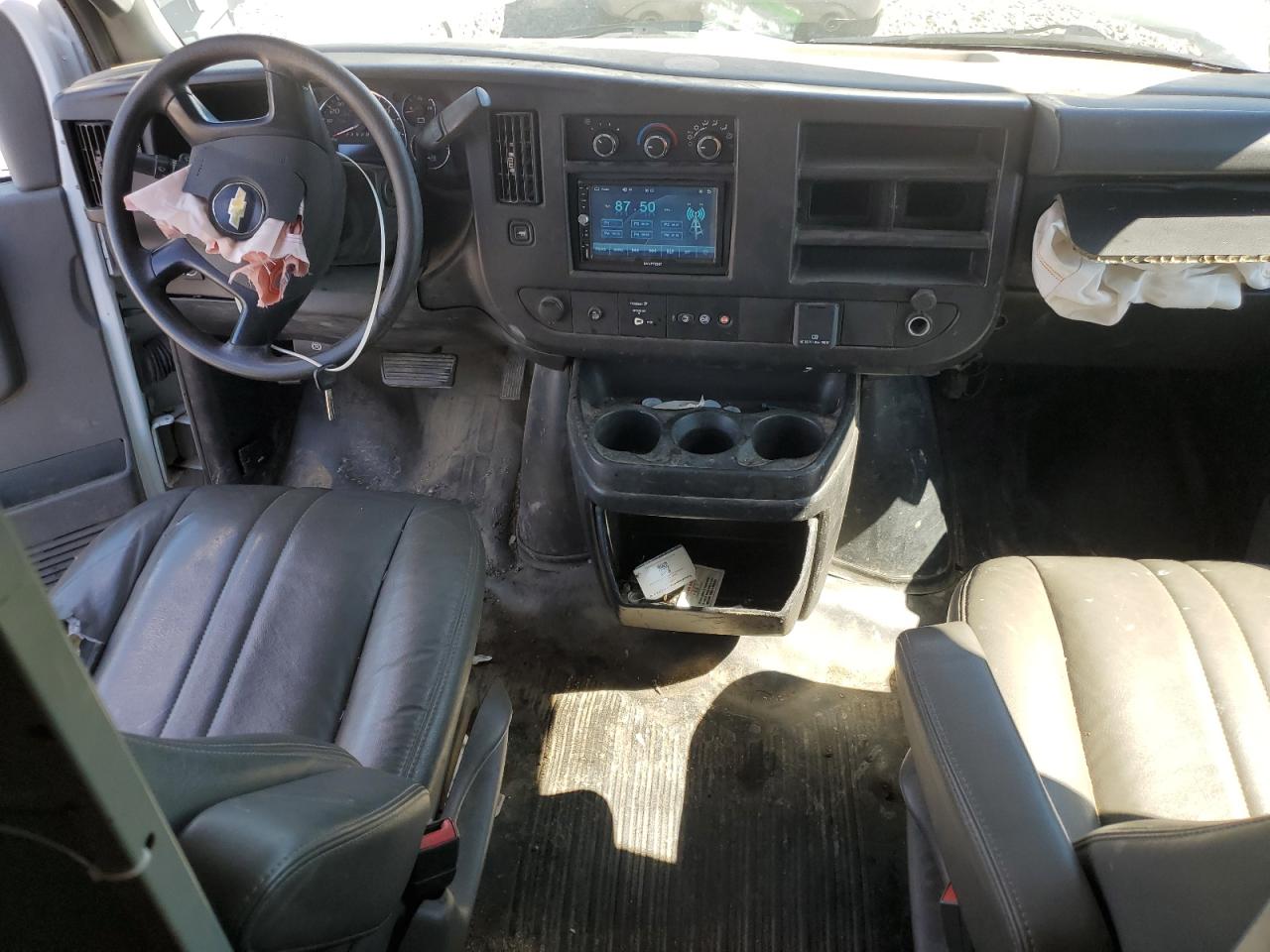 1GCWGAFF6G1134779 2016 Chevrolet Express G2500