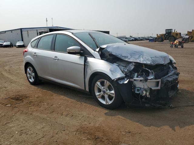 VIN 1FADP3K26EL110334 2014 Ford Focus, SE no.4