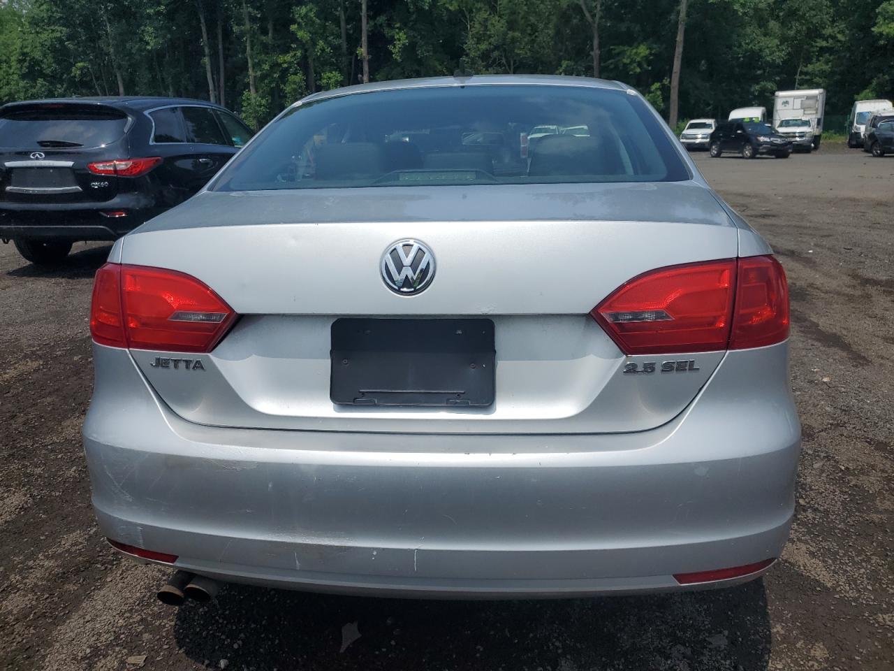 3VWLZ7AJXBM372283 2011 Volkswagen Jetta Sel