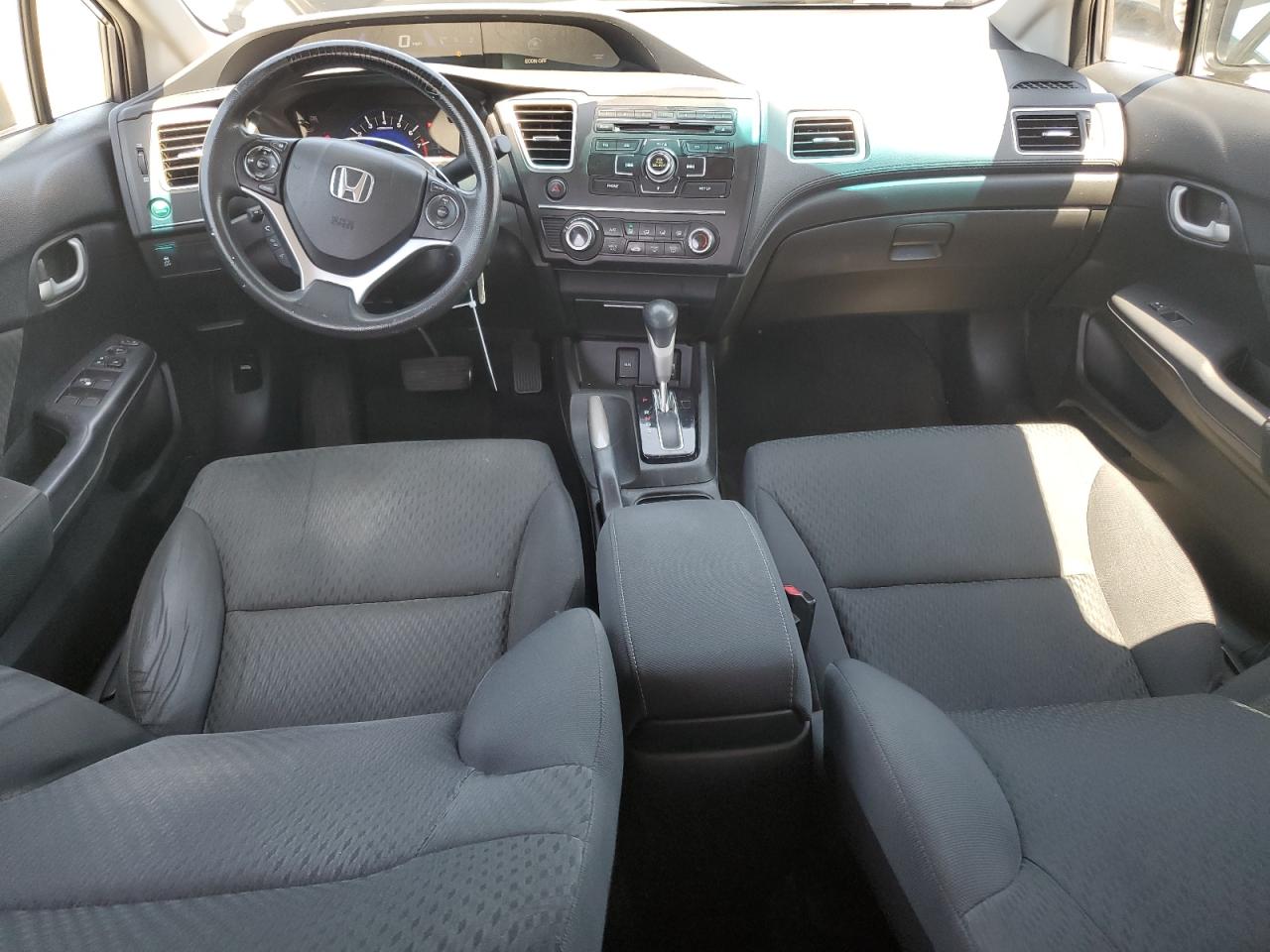 19XFB2F52FE216564 2015 Honda Civic Lx 19XFB2F52FE216564 2015 Honda Civic Lx