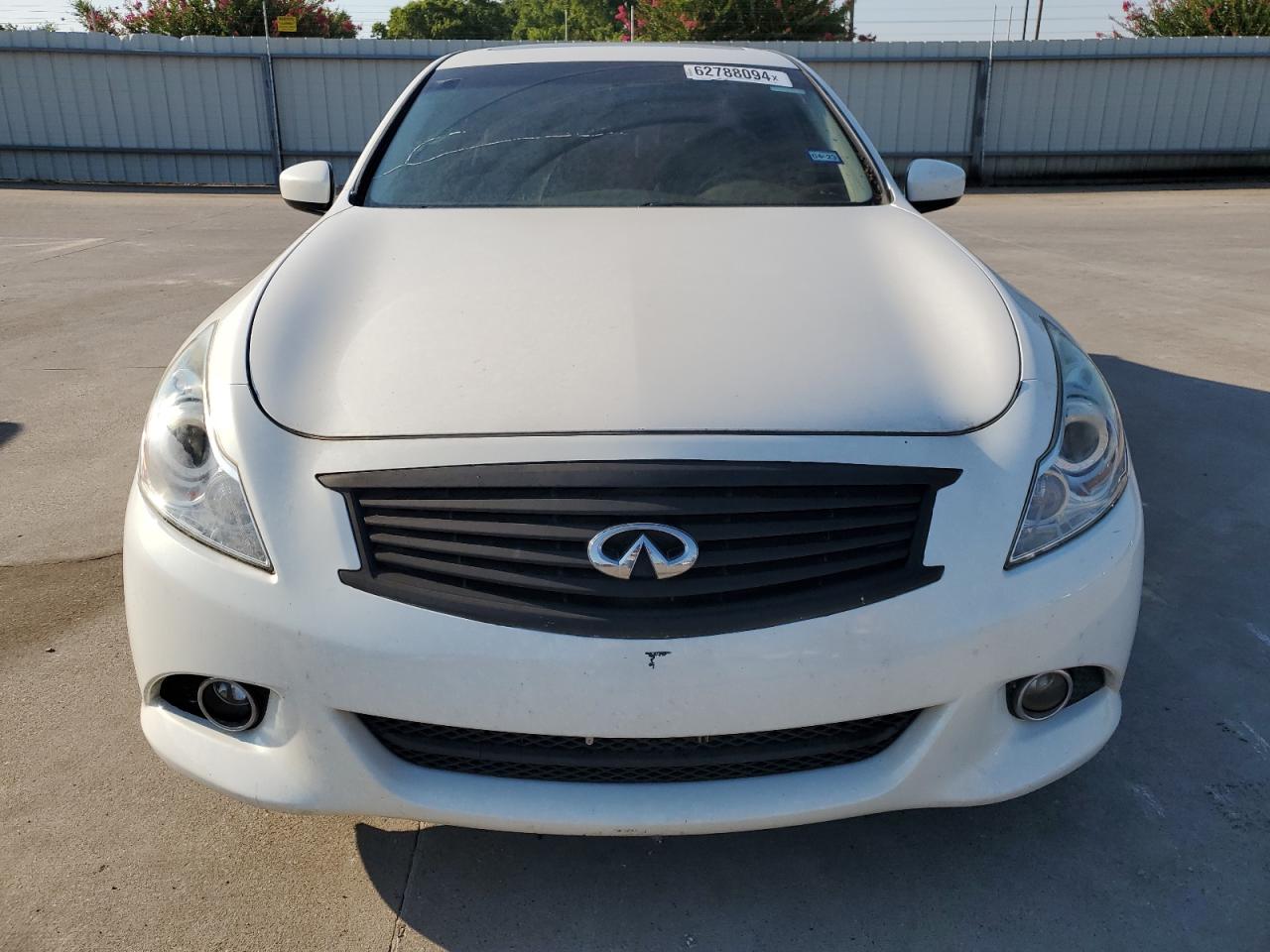 JN1CV6AR7FM520943 2015 Infiniti Q40