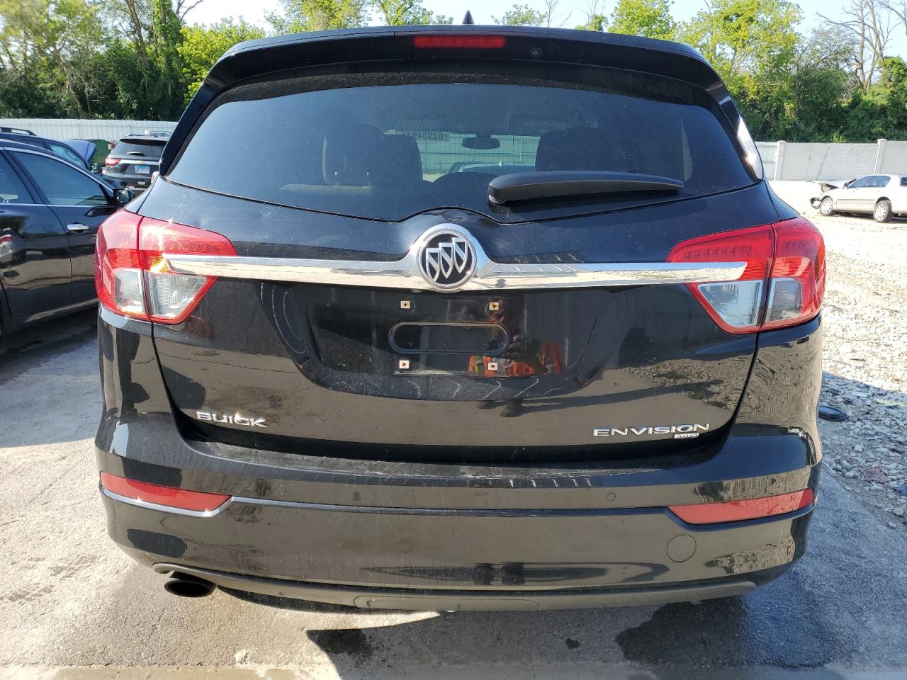 LRBFXCSA0JD003440 2018 Buick Envision Preferred