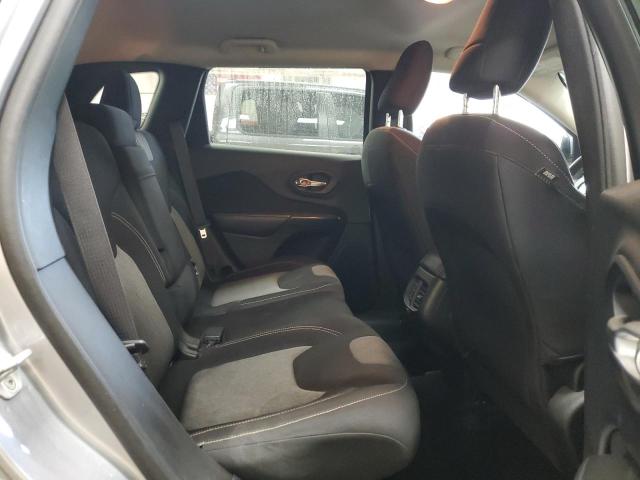 2014 Jeep Grand Cherokee - Image 10