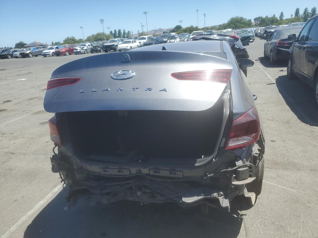 5NPD84LF0KH444342 2019 Hyundai Elantra Sel