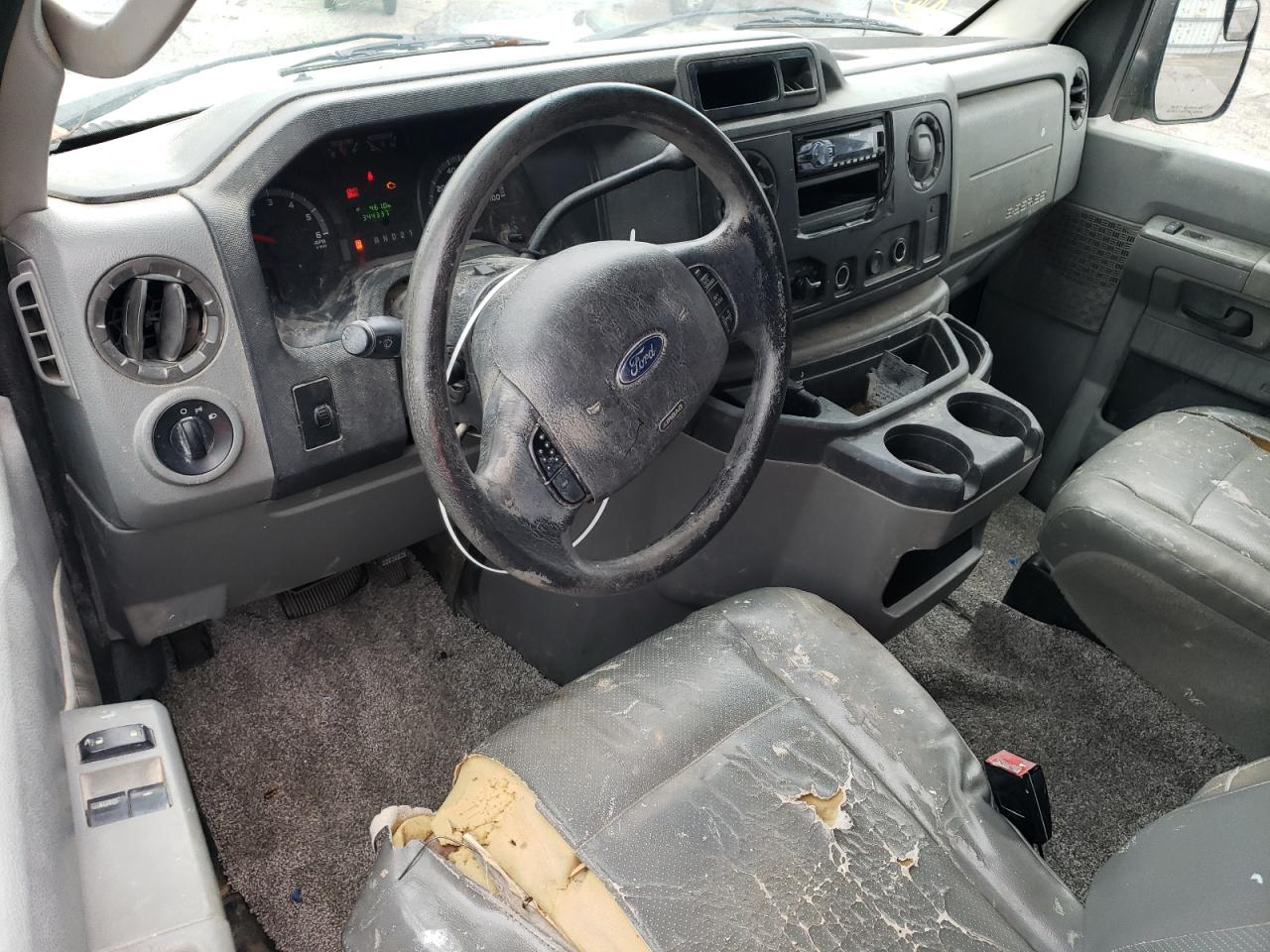 1FTNE1EW9BDA47033 2011 Ford Econoline E150 Van