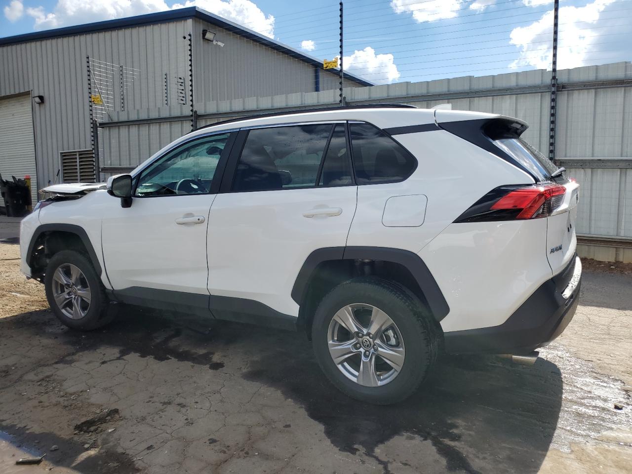 2022 Toyota Rav4 Xle vin: 2T3W1RFV5NC205896