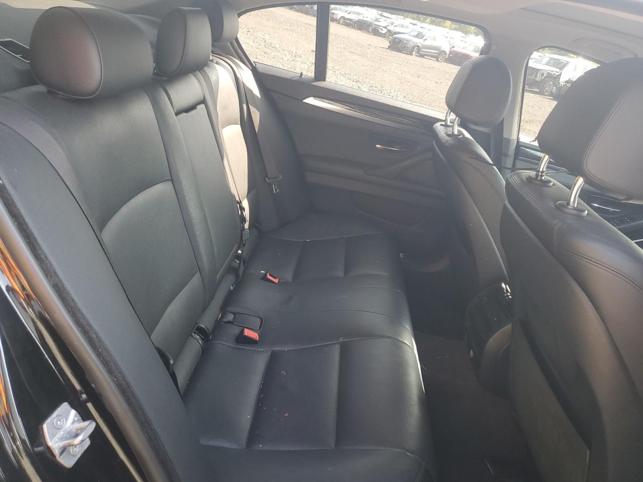 WBA5A7C5XGG149811 2016 BMW 528 Xi