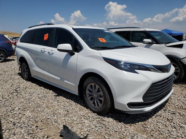 2024 TOYOTA SIENNA LE - 5TDBSKFC2RS117508