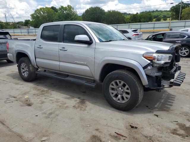 VIN 5TFAZ5CN5HX049017 2017 Toyota Tacoma, Double Cab no.4