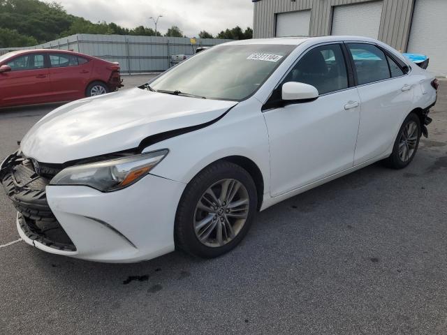 VIN 4T1BF1FK5FU093570 2015 Toyota Camry, LE no.1