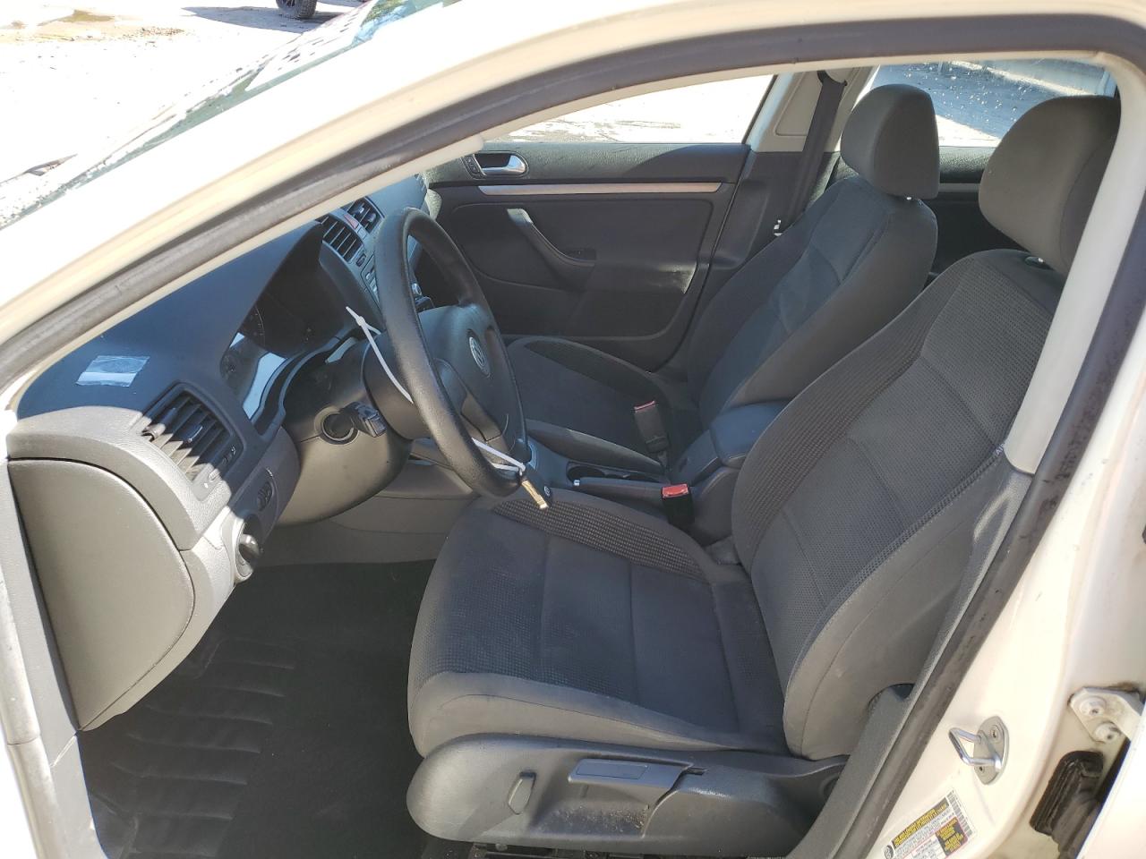 3VWJZ71K48M106623 2008 Volkswagen Jetta S