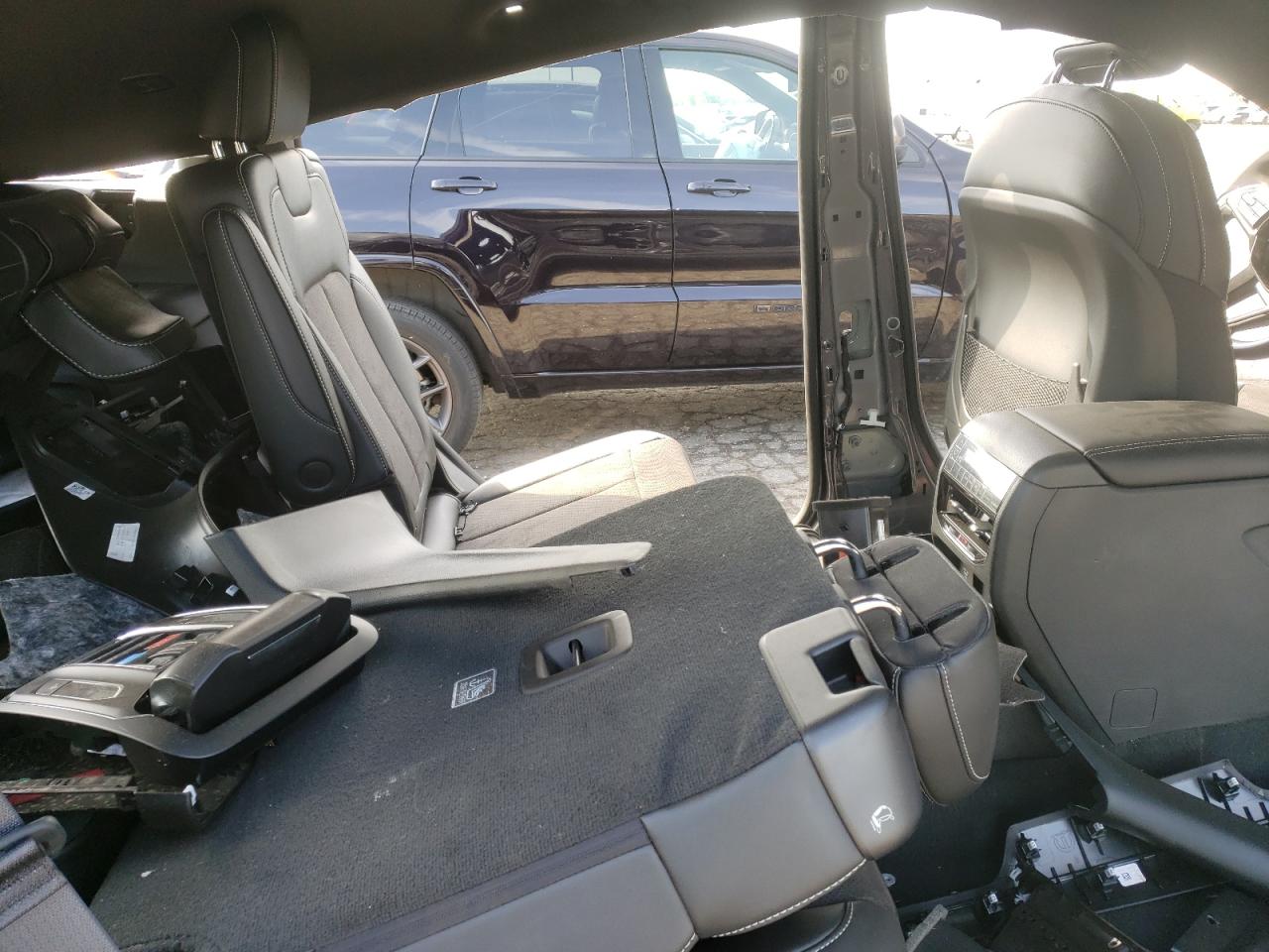 1C4RJKAG4R8562512 2024 Jeep Grand Cherokee L Laredo