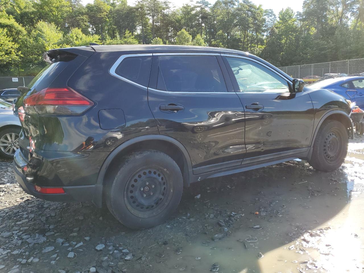 2017 Nissan Rogue Sv vin: 5N1AT2MV2HC783566